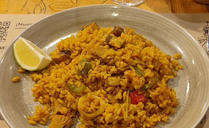 La cuestión teológica del homoousios, el caldero y el arròs a&nbsp;banda